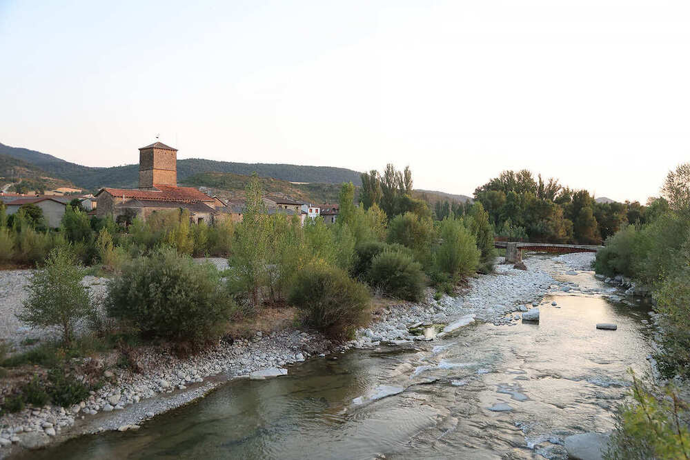 Panorámica de Santa Cilia junto al río