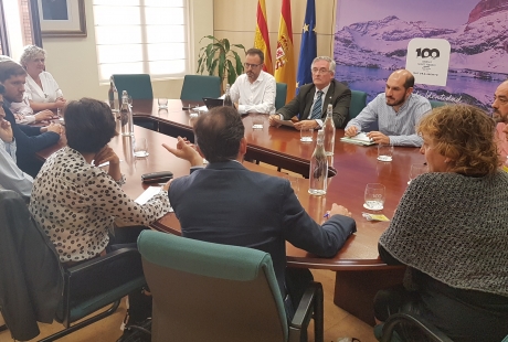 La Comarca de la Jacetania participa en una reunión de afectados por la presencia del oso