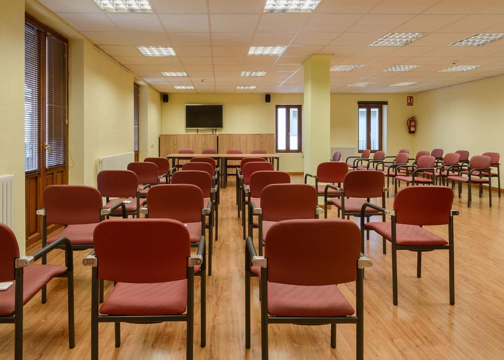 Imagen Sala multiusos - Sala de reuniones de Ansó